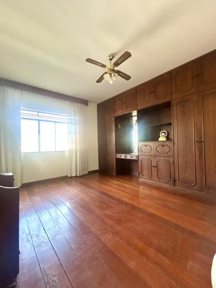 Casa, 5 quartos, 240 m² - Foto 5