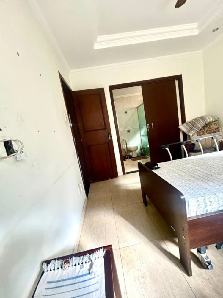 Casa, 5 quartos, 240 m² - Foto 15