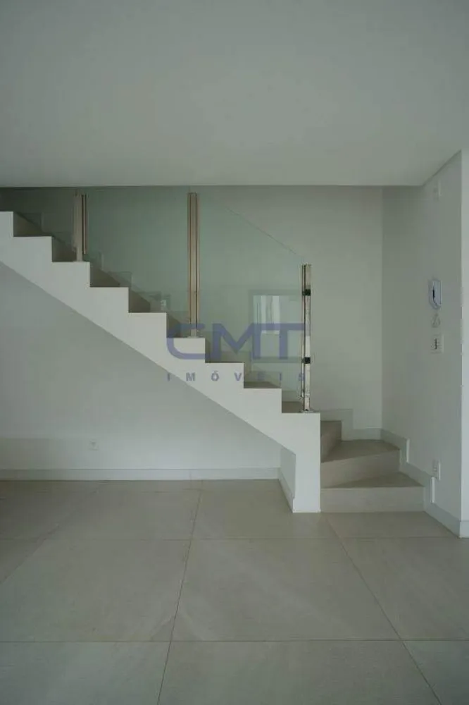Apartamento, 3 quartos, 170 m² - Foto 2