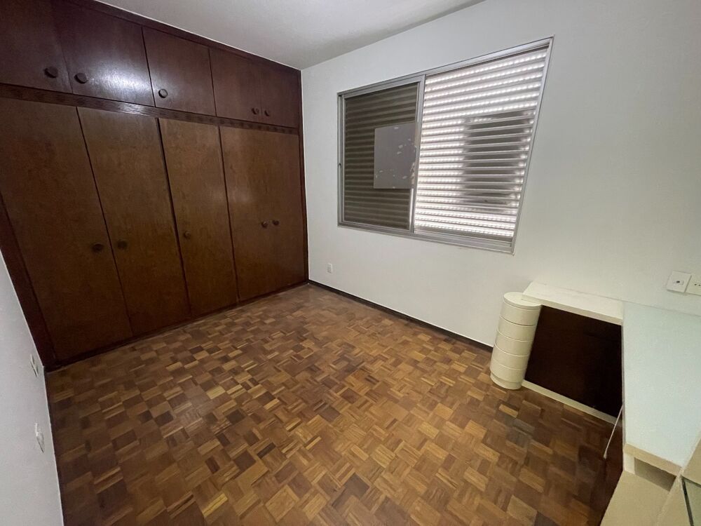Apartamento à venda com 4 quartos, 195m² - Foto 8