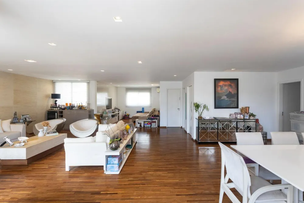 Apartamento, 3 quartos, 270 m² - Foto 3