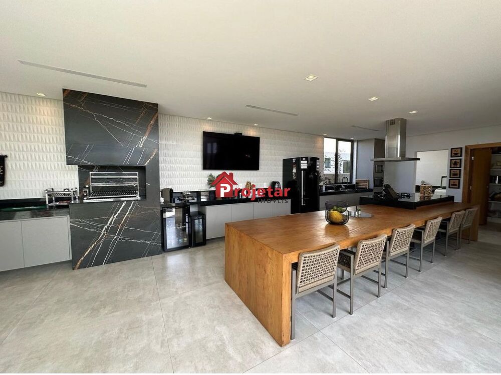 Casa à venda com 4 quartos, 420m² - Foto 2