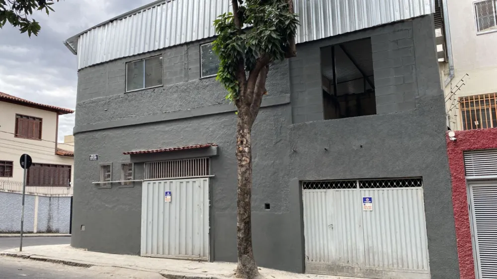 Casa, 3 quartos, 234 m² - Foto 1
