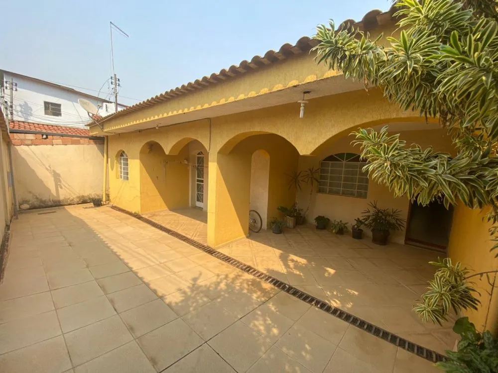 Casa, 3 quartos, 360 m² - Foto 1