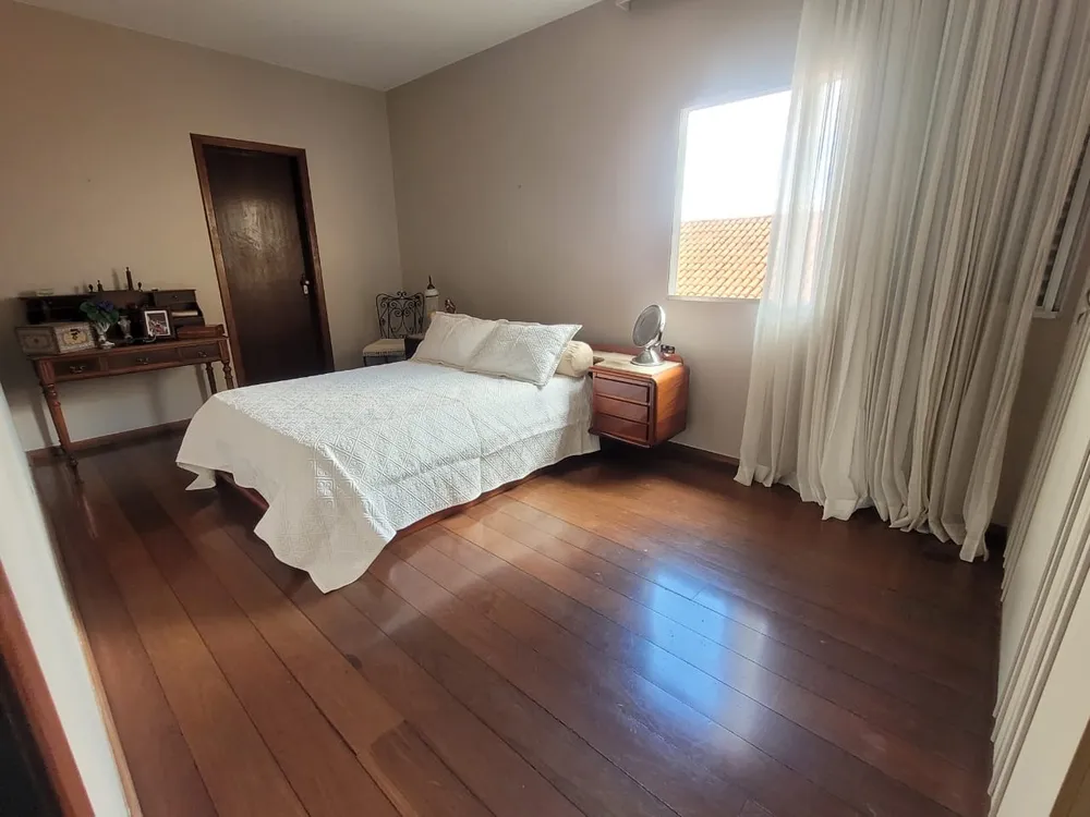 Casa, 5 quartos, 367 m² - Foto 14