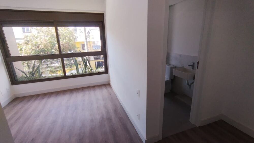 Apartamento à venda com 3 quartos, 95m² - Foto 2
