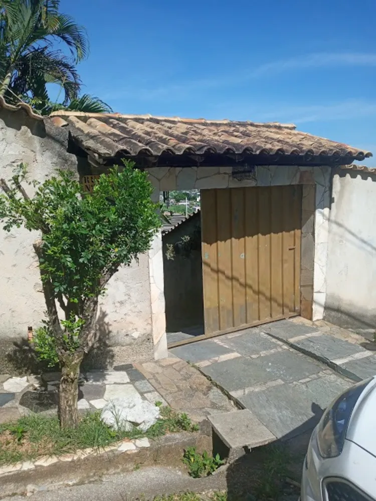 Casa, 6 quartos, 250 m² - Foto 1