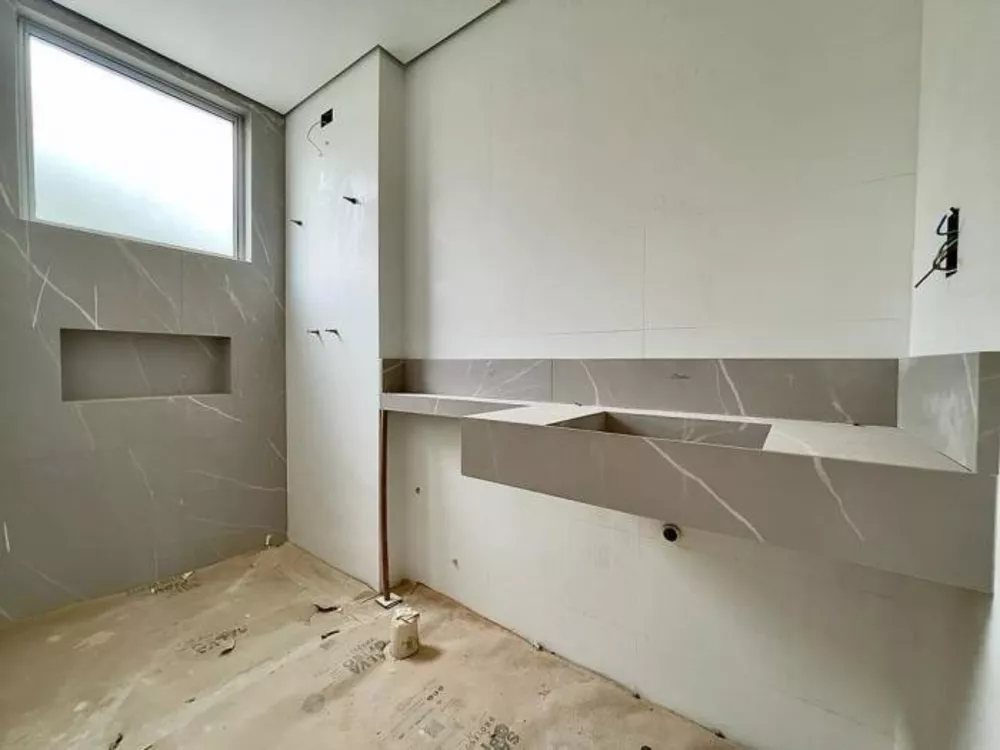 Apartamento à venda com 4 quartos, 135m² - Foto 21