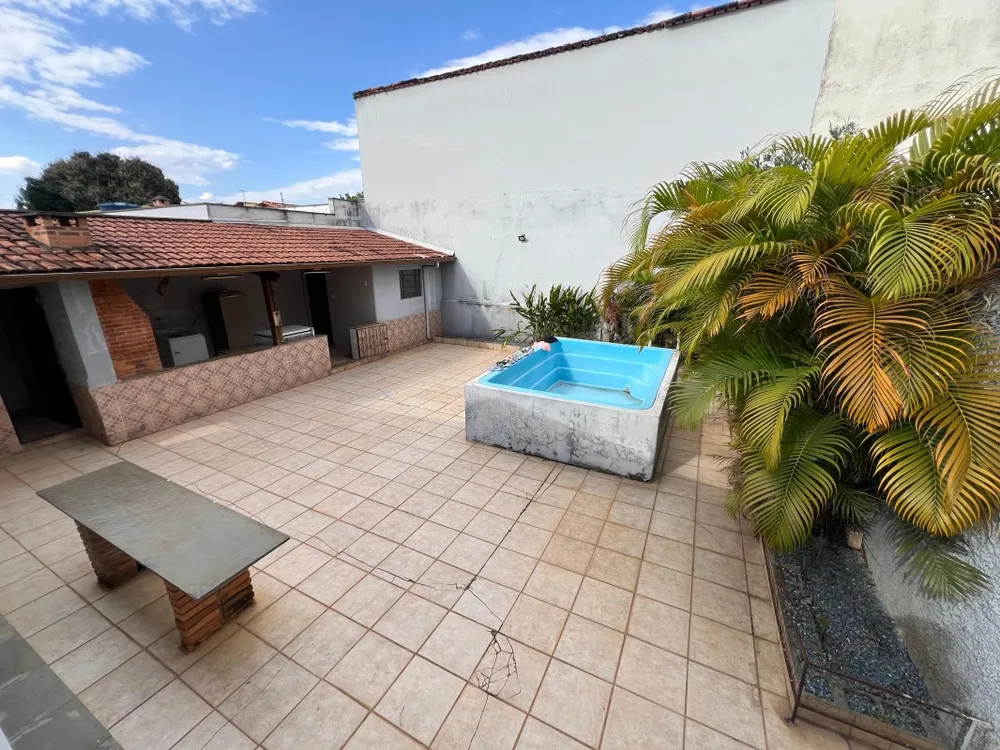 Casa, 3 quartos, 360 m² - Foto 1