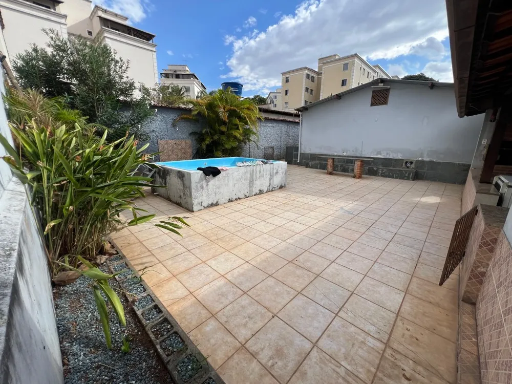 Casa, 3 quartos, 360 m² - Foto 2