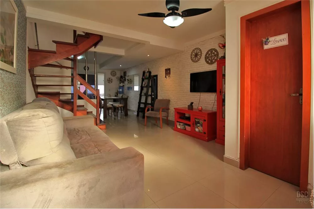 Casa à venda com 3 quartos, 136m² - Foto 5