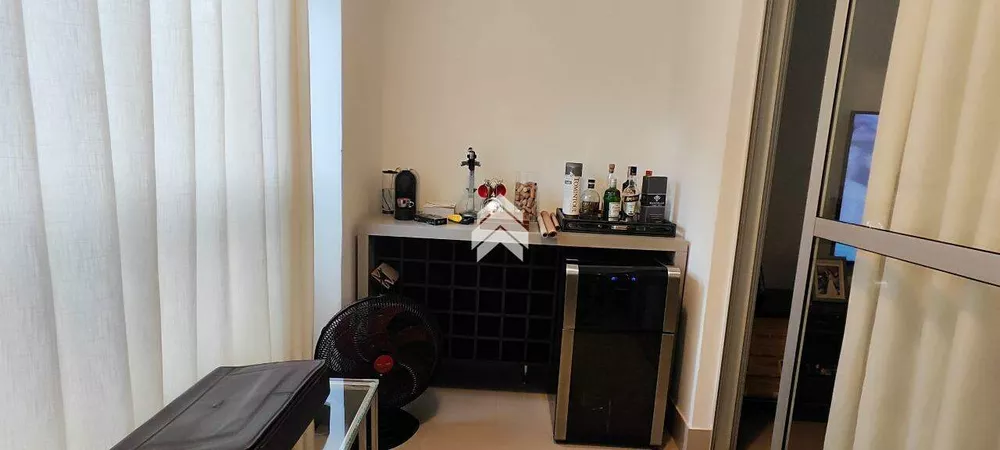 Apartamento à venda com 3 quartos - Foto 9