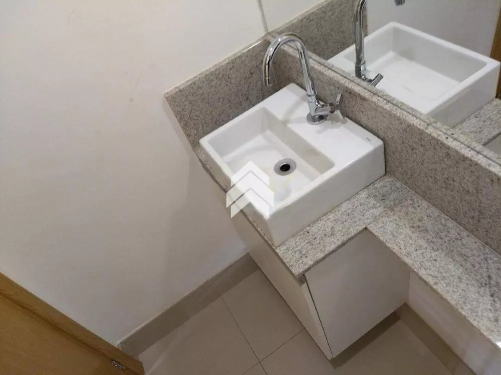 Apartamento à venda com 3 quartos - Foto 8