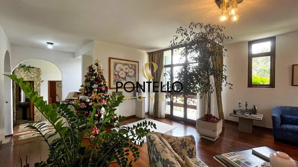 Casa, 4 quartos, 384 m² - Foto 1