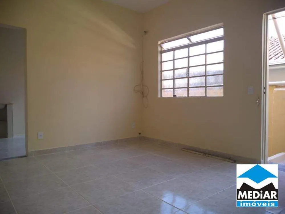 Casa, 9 quartos, 269 m² - Foto 1