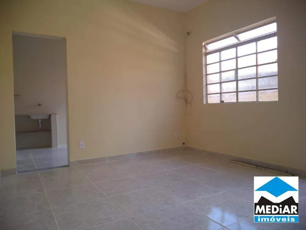 Casa, 9 quartos, 269 m² - Foto 2