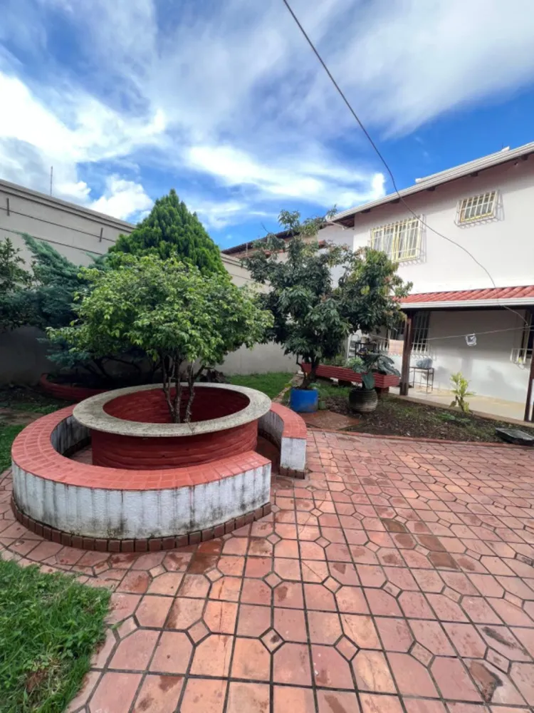 Casa, 4 quartos, 200 m² - Foto 2