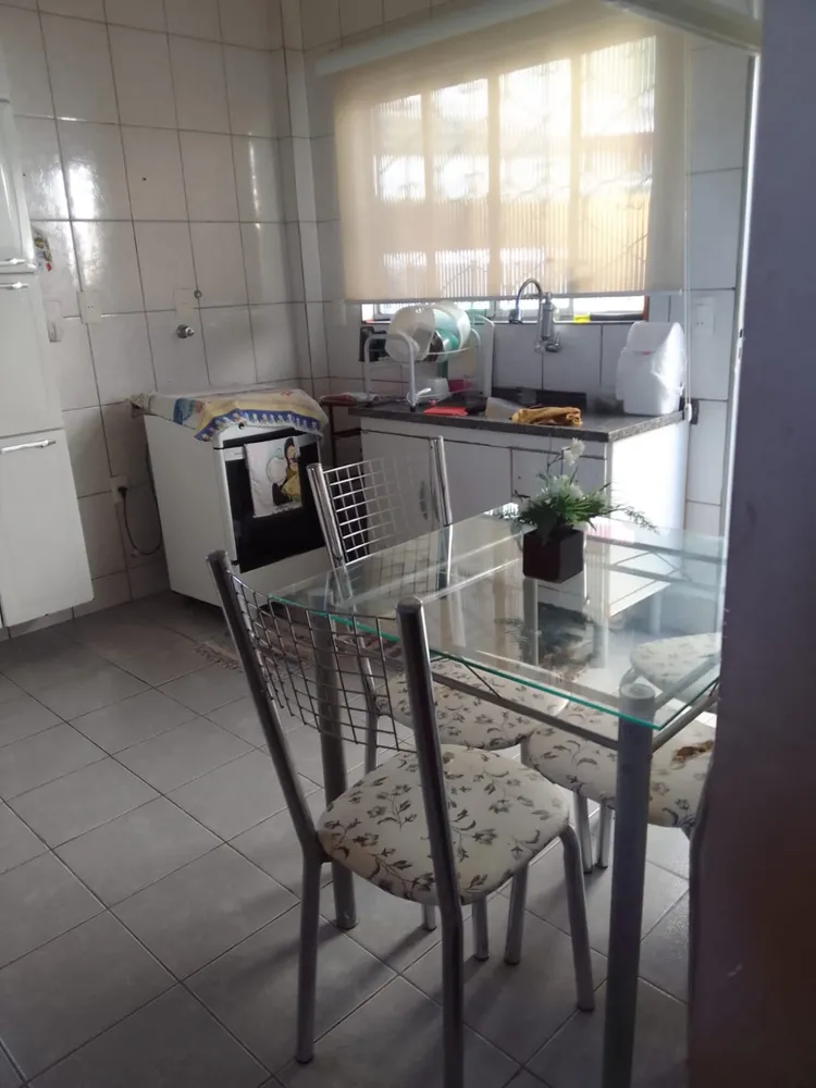 Casa, 3 quartos, 331 m² - Foto 2