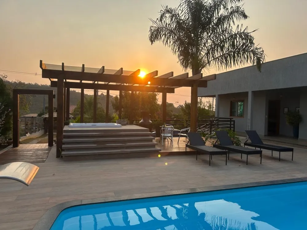 Casa, 4 quartos, 1000 m² - Foto 1