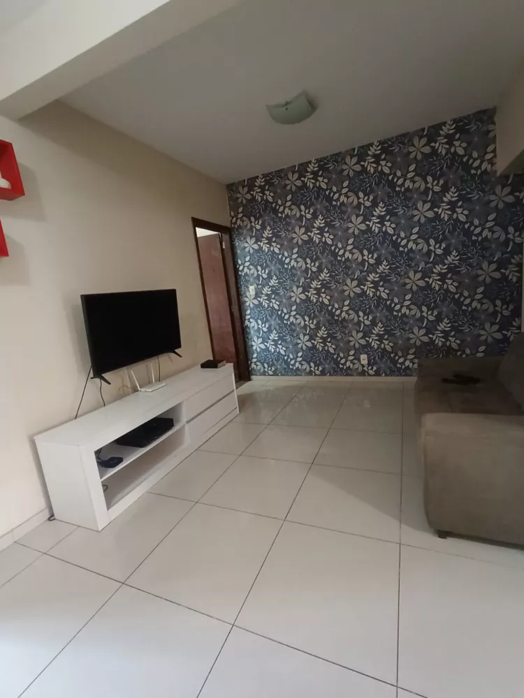 Casa à venda com 3 quartos, 193m² - Foto 1