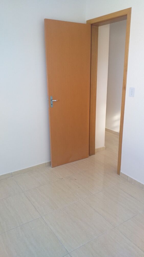 Apartamento à venda com 2 quartos, 75m² - Foto 3