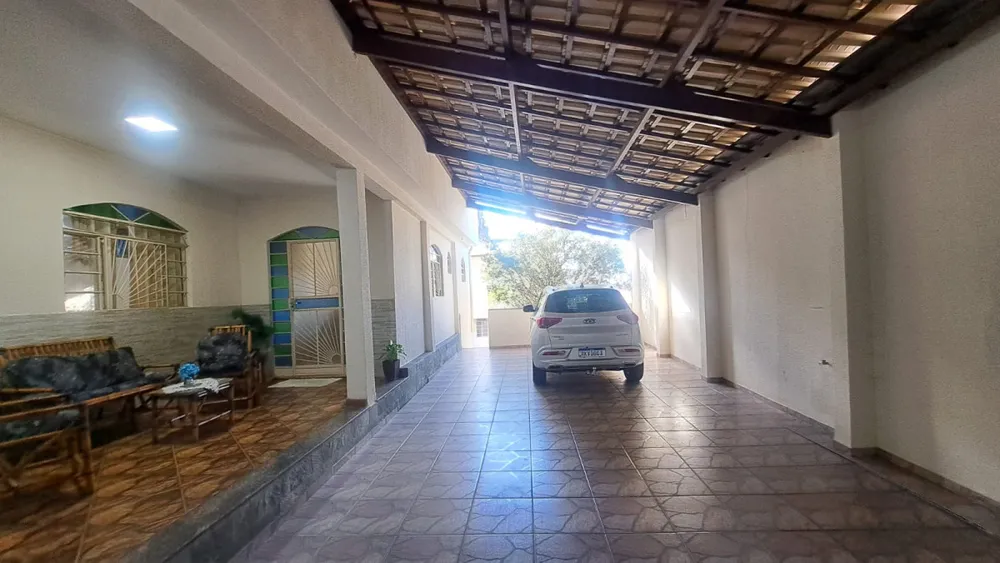 Casa, 5 quartos, 317 m² - Foto 2