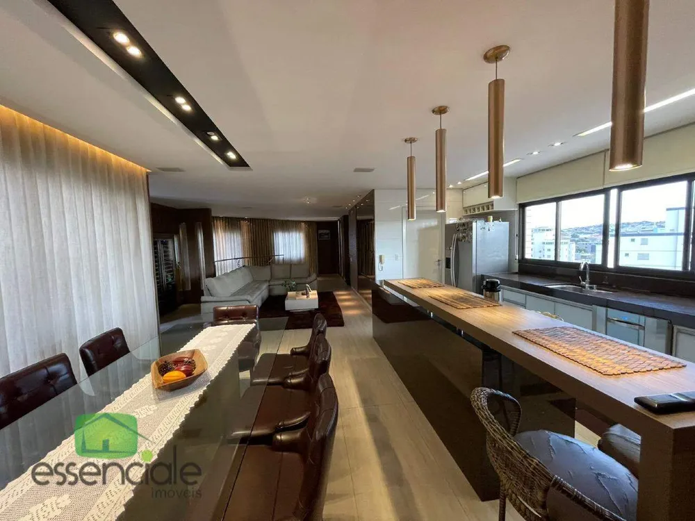 Cobertura, 3 quartos, 300 m² - Foto 3