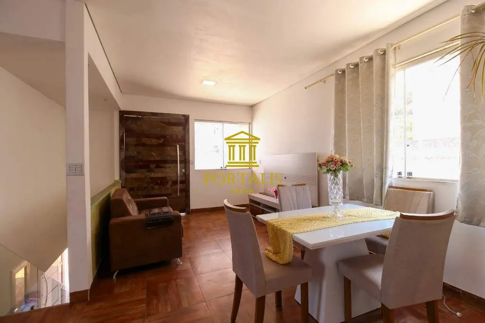 Casa, 6 quartos, 280 m² - Foto 3