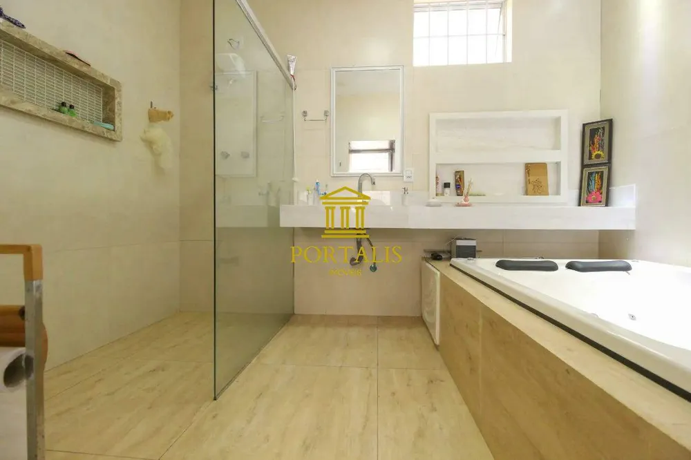 Casa, 6 quartos, 280 m² - Foto 19
