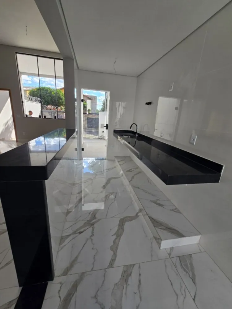 Casa, 3 quartos, 180 m² - Foto 3