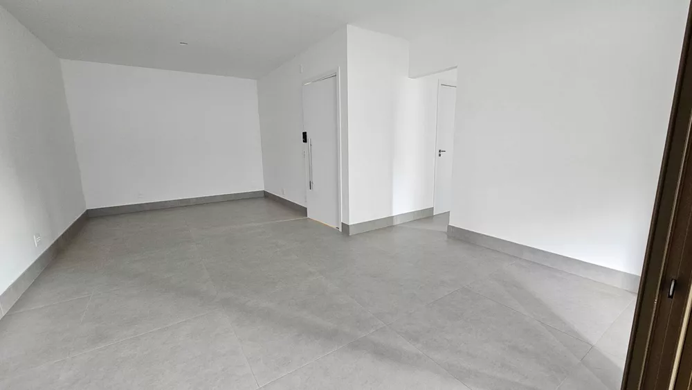 Apartamento à venda com 3 quartos, 101m² - Foto 4