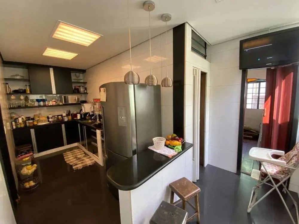 Casa, 4 quartos, 360 m² - Foto 11