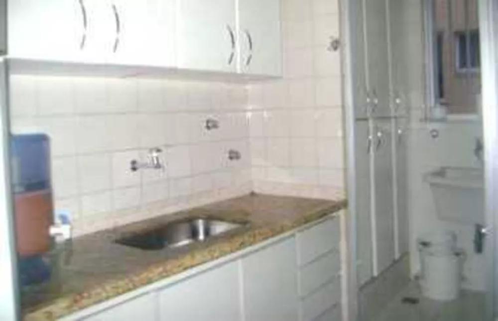 Apartamento à venda com 3 quartos, 98m² - Foto 4