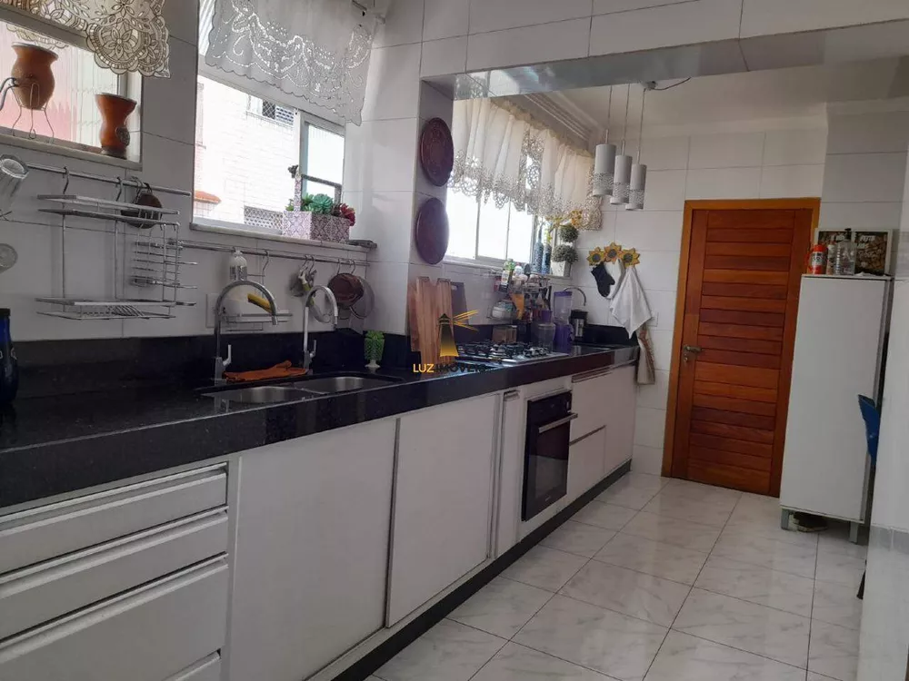 Cobertura à venda com 4 quartos, 300m² - Foto 24