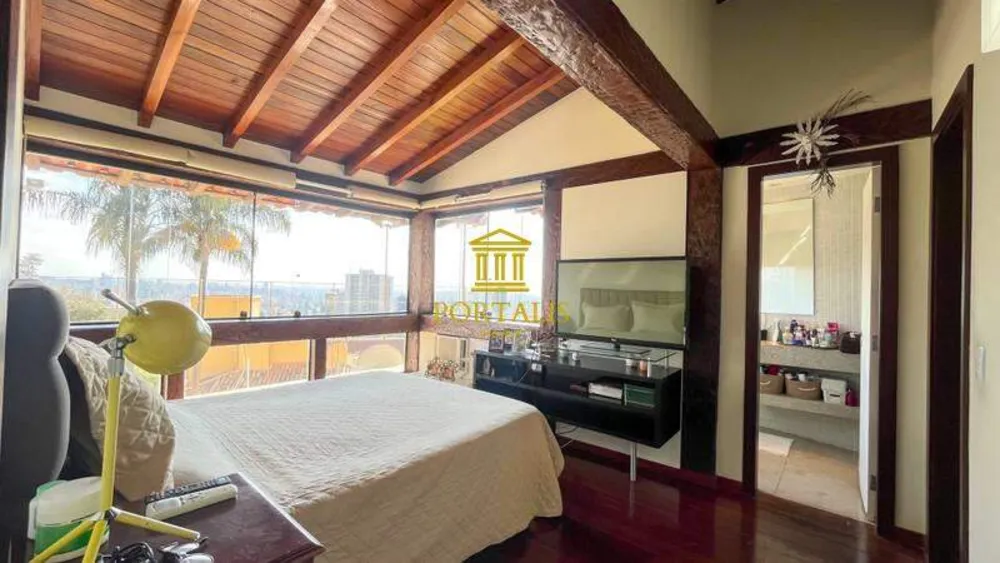 Casa, 4 quartos, 330 m² - Foto 16