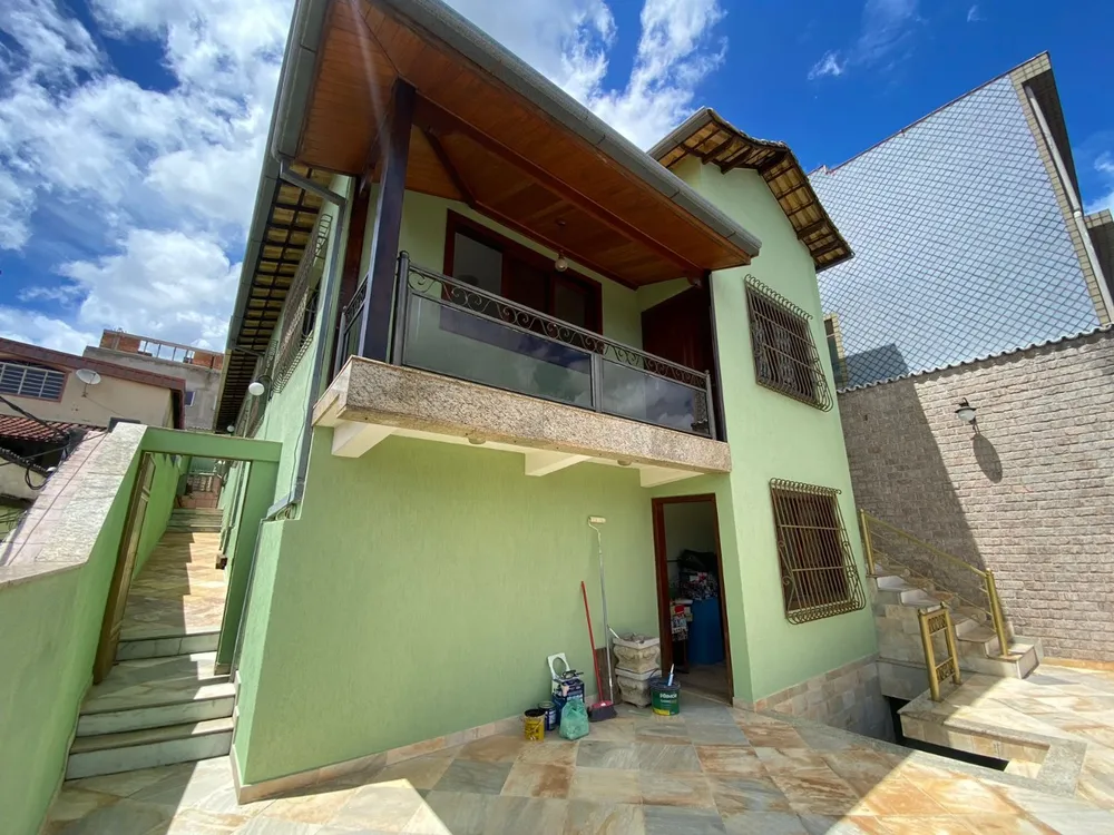 Casa, 4 quartos, 261 m² - Foto 1