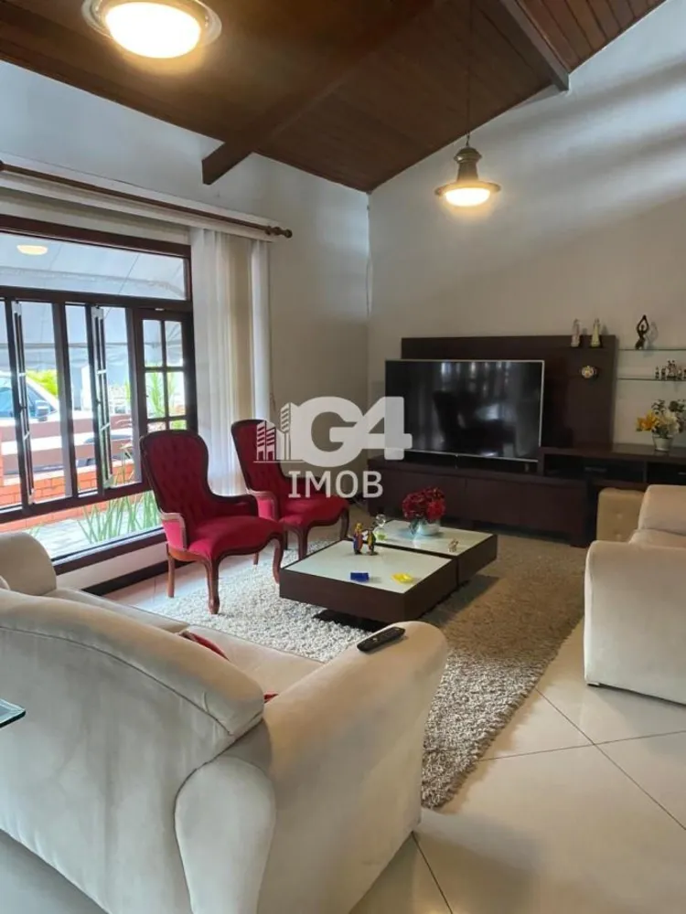 Casa, 4 quartos, 300 m² - Foto 24