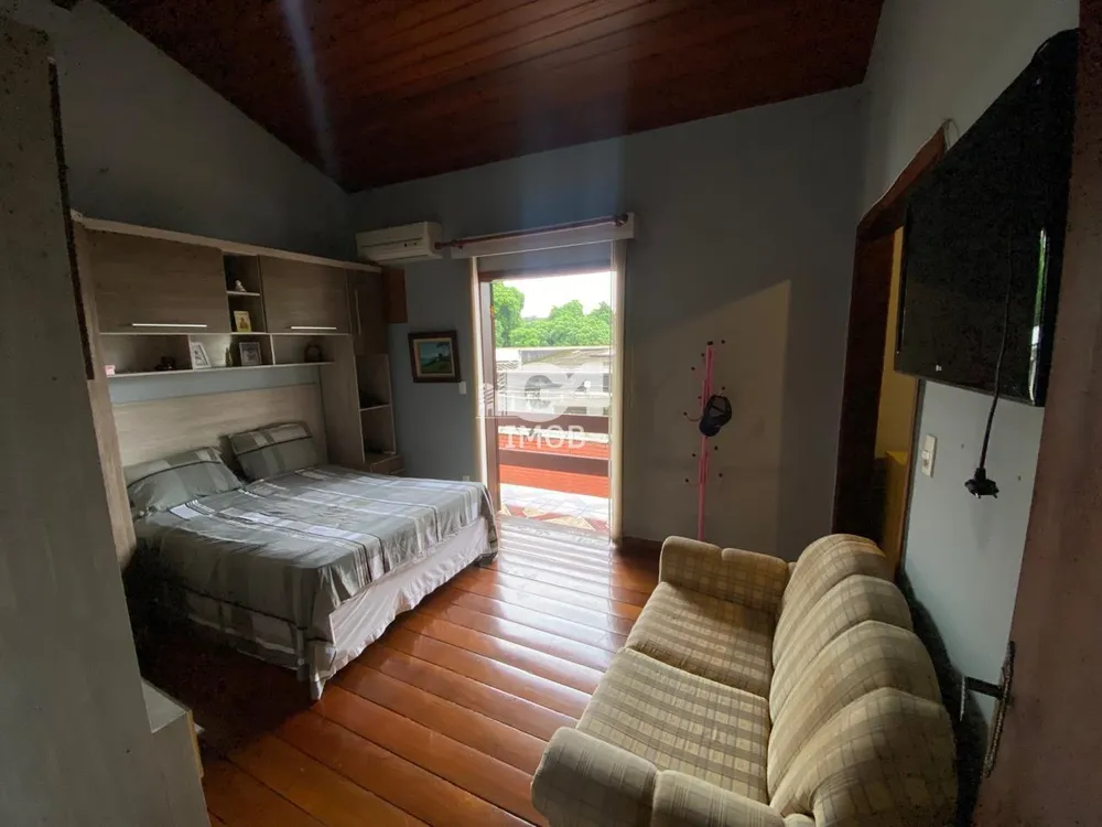 Casa, 4 quartos, 300 m² - Foto 9