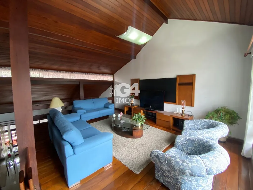 Casa, 4 quartos, 300 m² - Foto 1