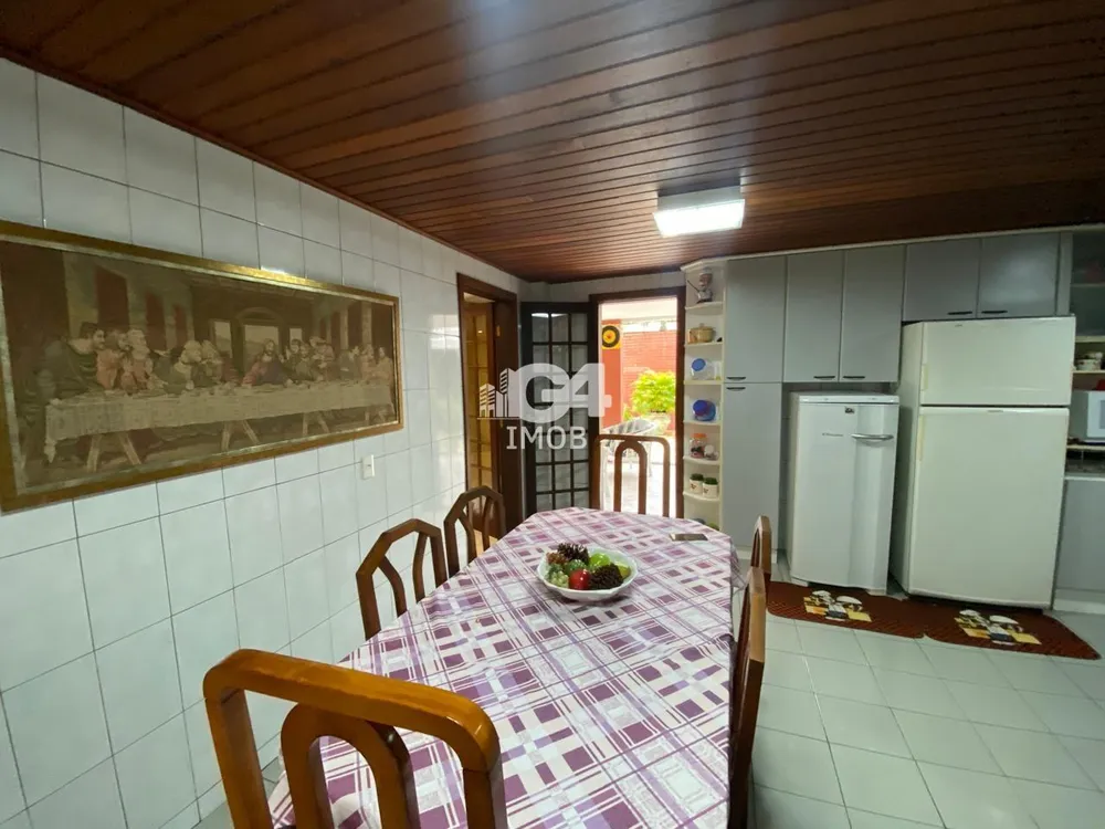 Casa, 4 quartos, 300 m² - Foto 19