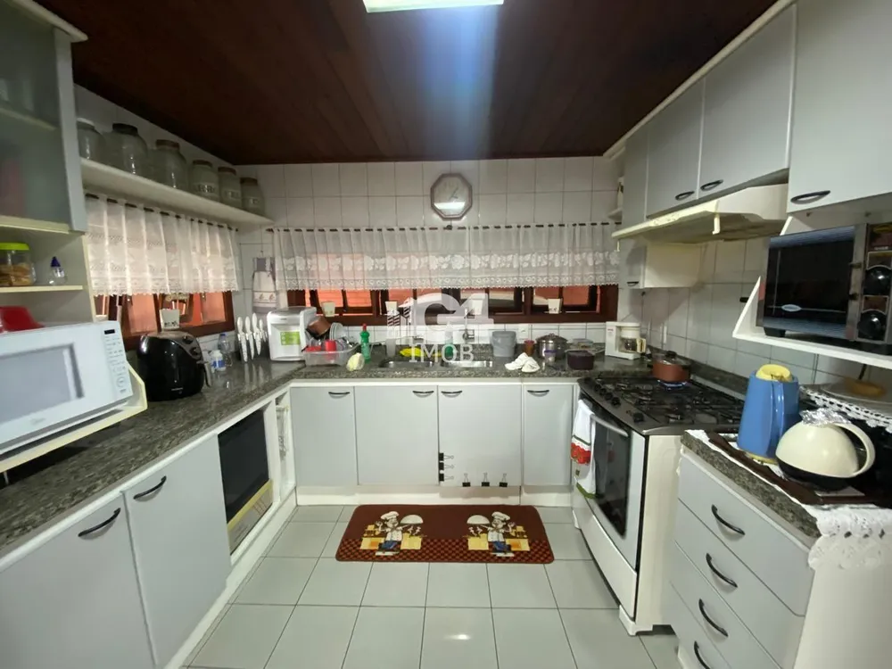 Casa, 4 quartos, 300 m² - Foto 16