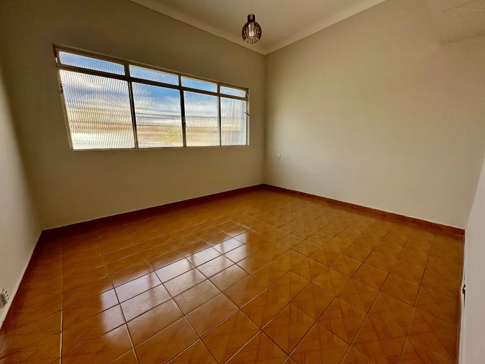 Casa, 3 quartos, 240 m² - Foto 16