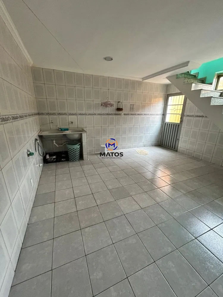 Casa, 4 quartos, 250 m² - Foto 4