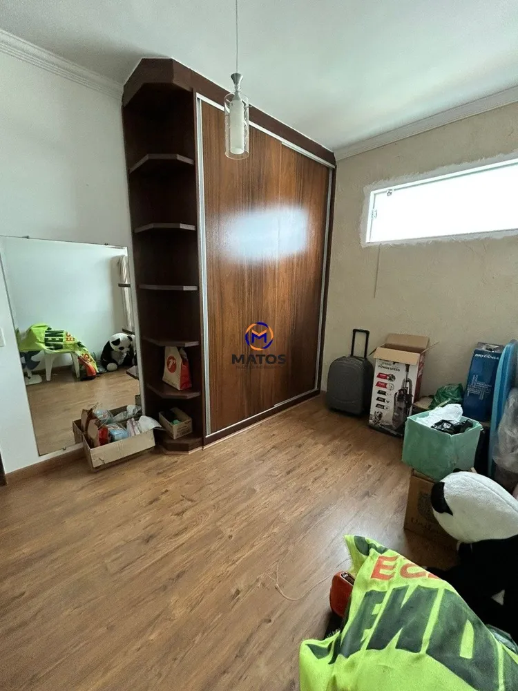 Casa, 4 quartos, 250 m² - Foto 10
