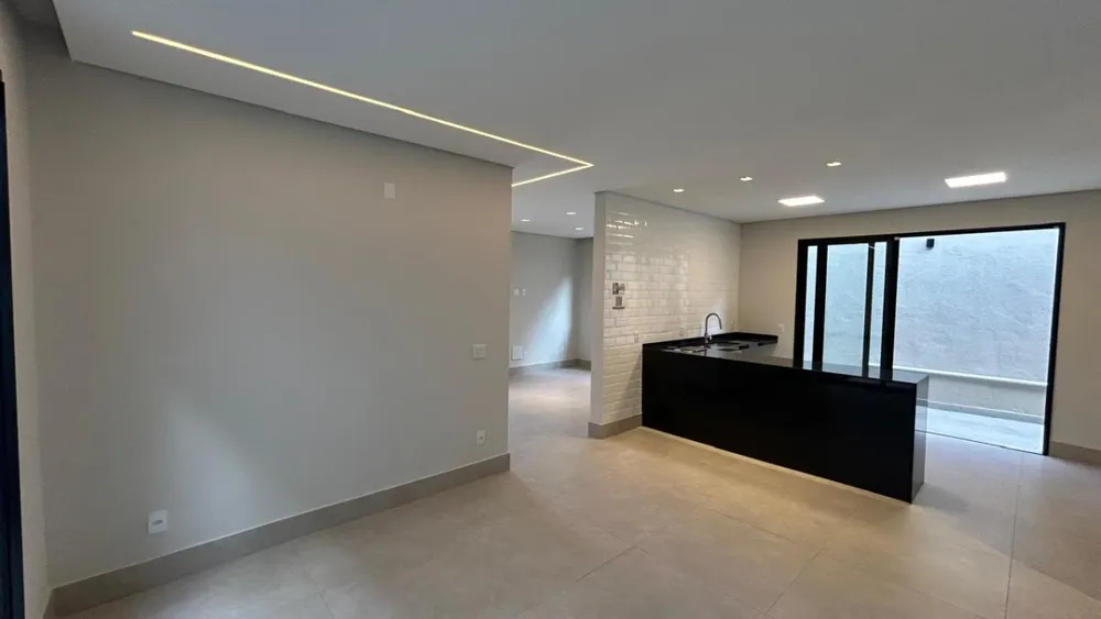 Casa, 3 quartos, 200 m² - Foto 13