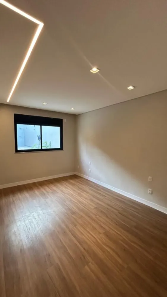 Casa, 3 quartos, 200 m² - Foto 11