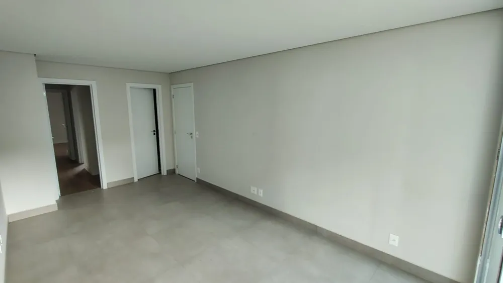 Apartamento, 3 quartos, 214 m² - Foto 1