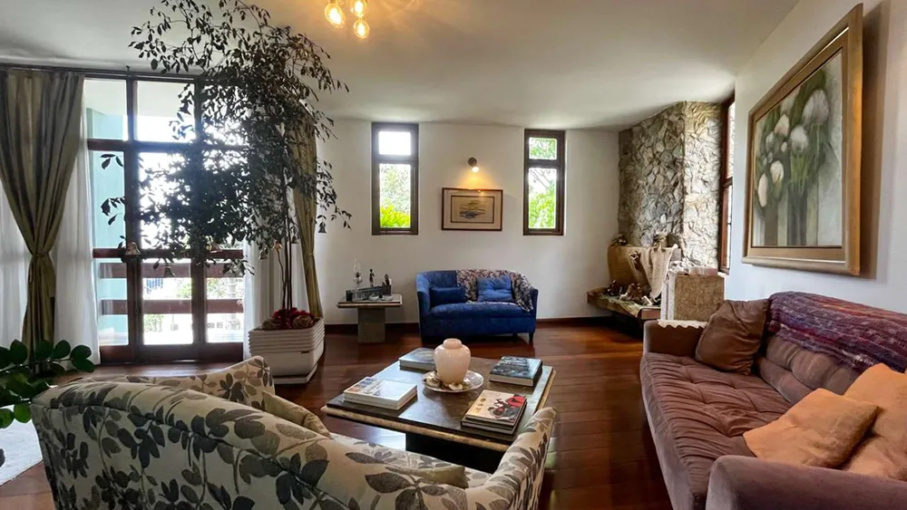 Casa, 4 quartos, 384 m² - Foto 1