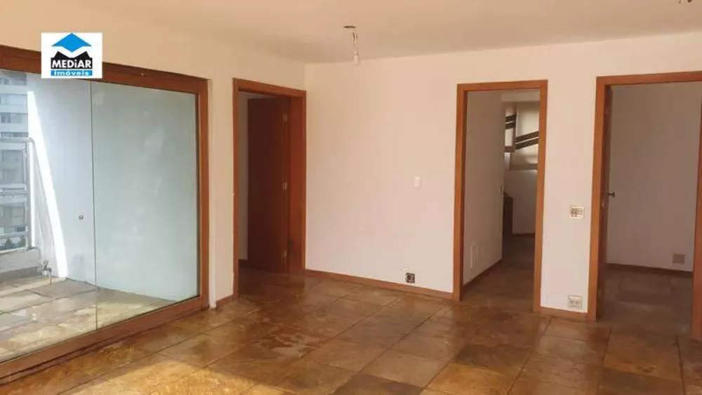 Cobertura à venda com 4 quartos, 336m² - Foto 4