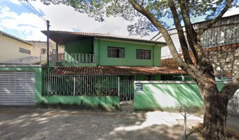 Casa, 4 quartos, 240 m² - Foto 1